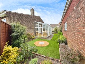 Photo 13- click for photo gallery